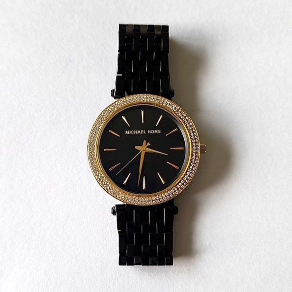 Michael Kors Watch - Picture 2 of 7